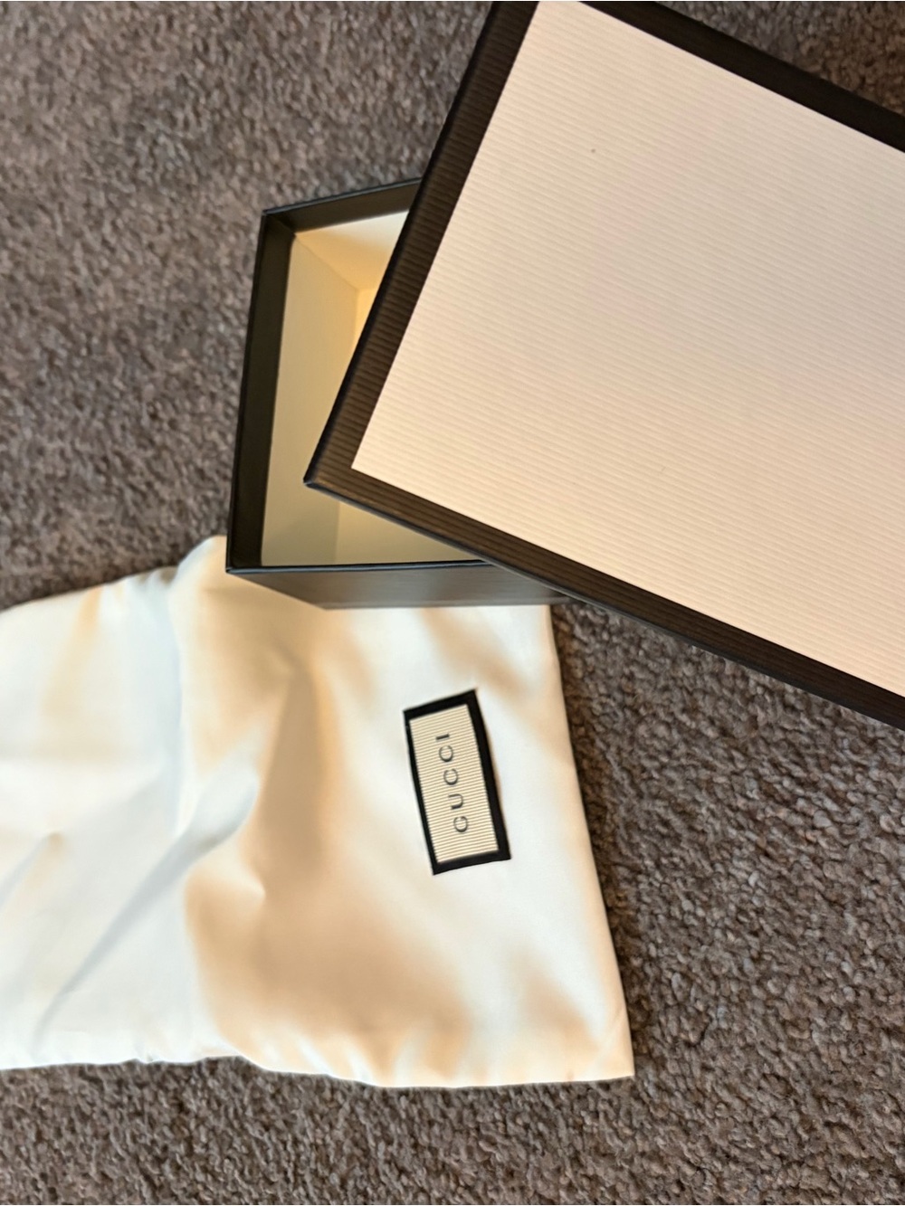 Gucci wallet box and dust bag